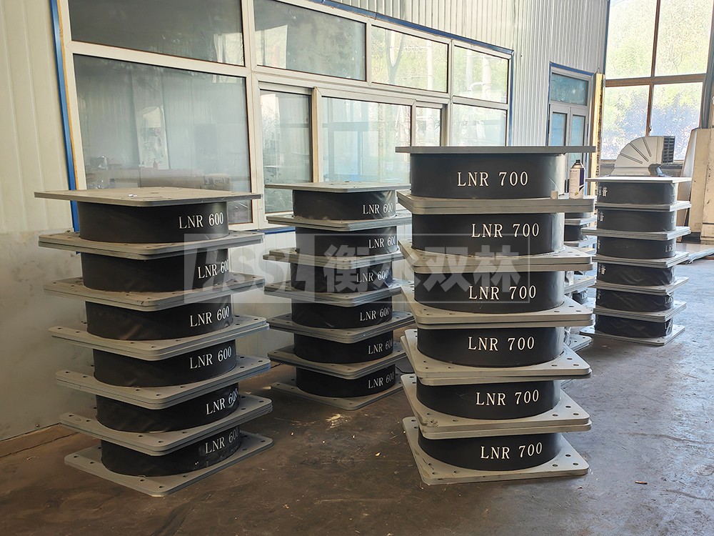 建筑橡胶支座服务商 LRB400铅芯支座什么价格 LNR300橡胶支座生产厂家